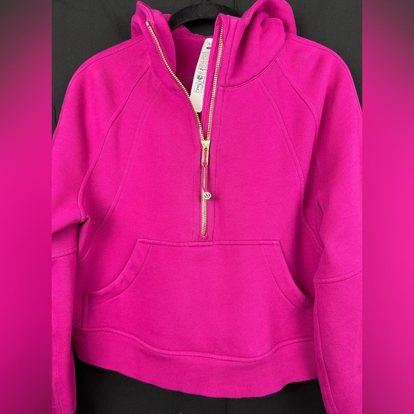 Lululemon Scuba Oversized 1/2 Zip Hoodie
Ripened Raspberry Size XS/Small - Picture 4 of 13